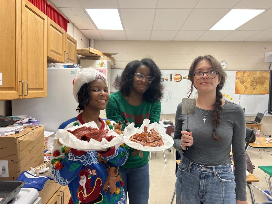 Students work together to create delicious eats of grilled cheese and tomato soup for White Station’s new cooking class club. Seniors Junie Scott and Joseph Stewart lead this new cooking class as part of their Distributive Education Clubs of America, DECA, project in marketing.