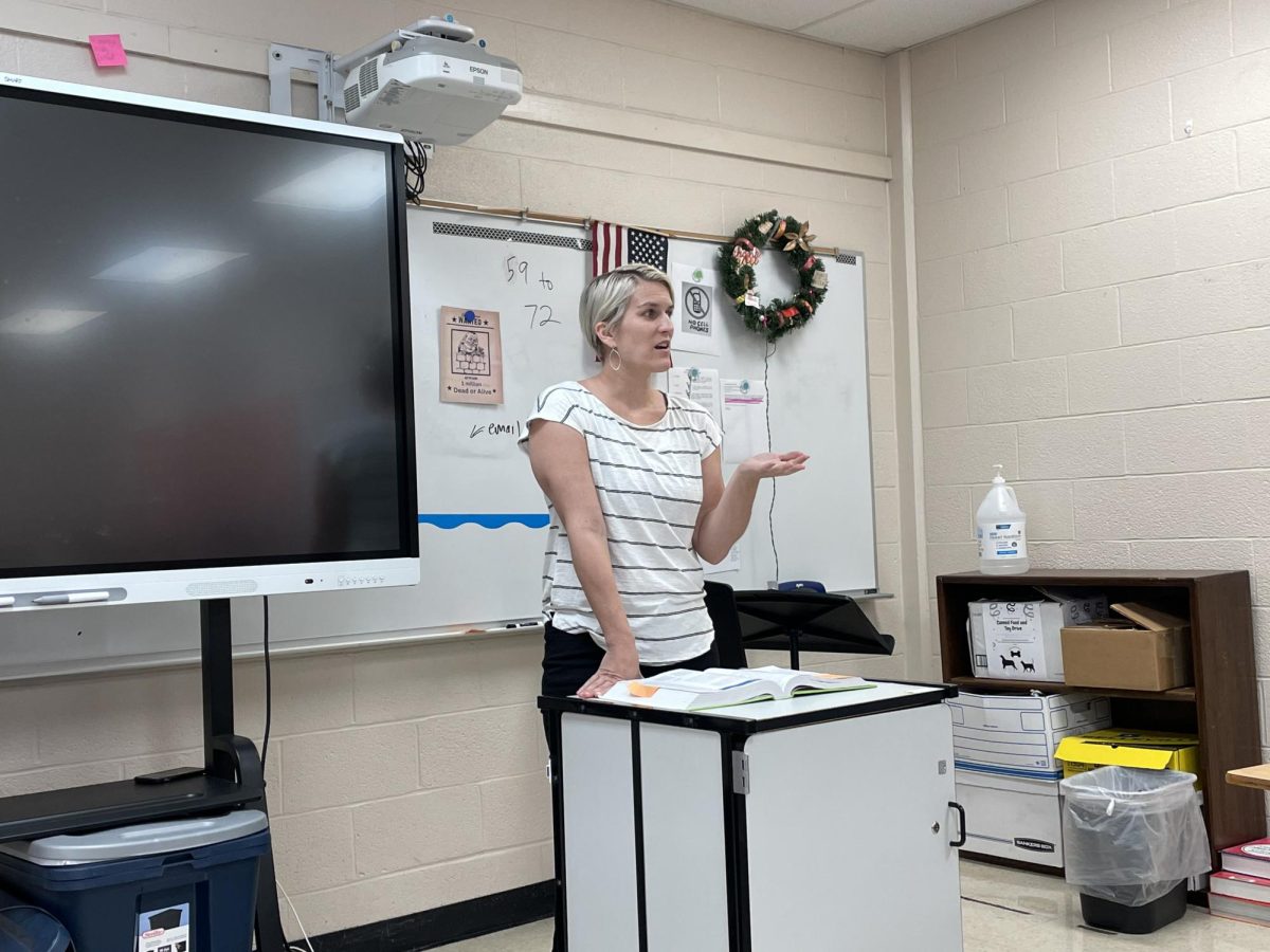 AP English Language and Composition teacher Lauren Larson walks her students through rubric expectations for an assignment. This year, Larson is teaching AP Language for the first time at White Station after teaching Theater last year.
SOPHIA MARMION//USED WITH PERMISSION