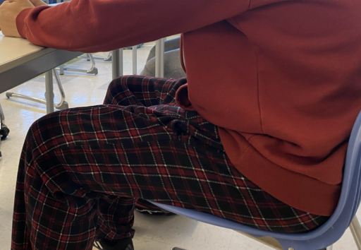 Students wear pajama pants for multiple reasons. Some reasons include its comfort, style and simplicity.